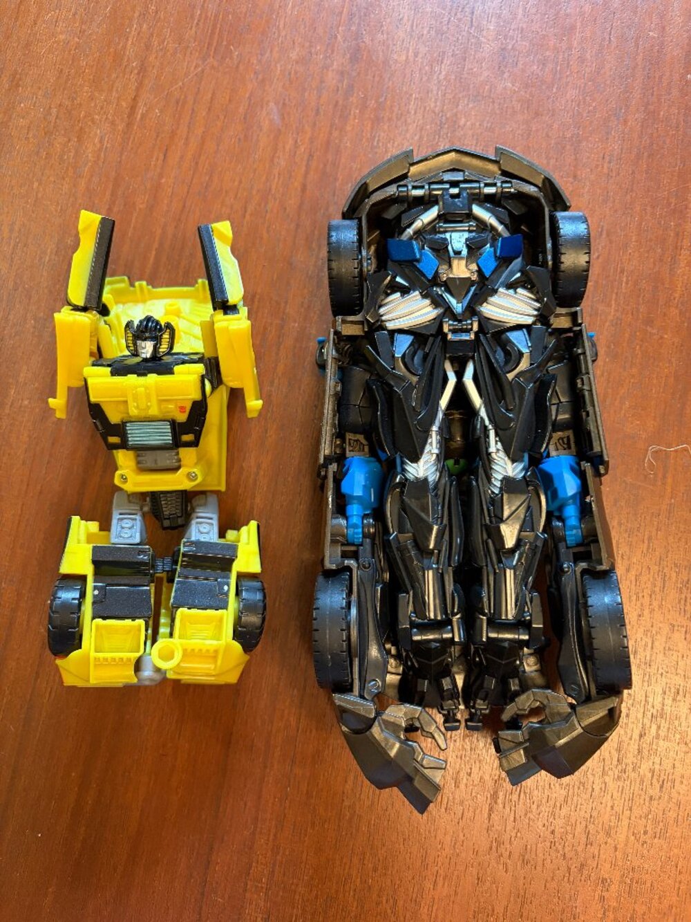 Set of 2 Transformers Action Figures No Accessories